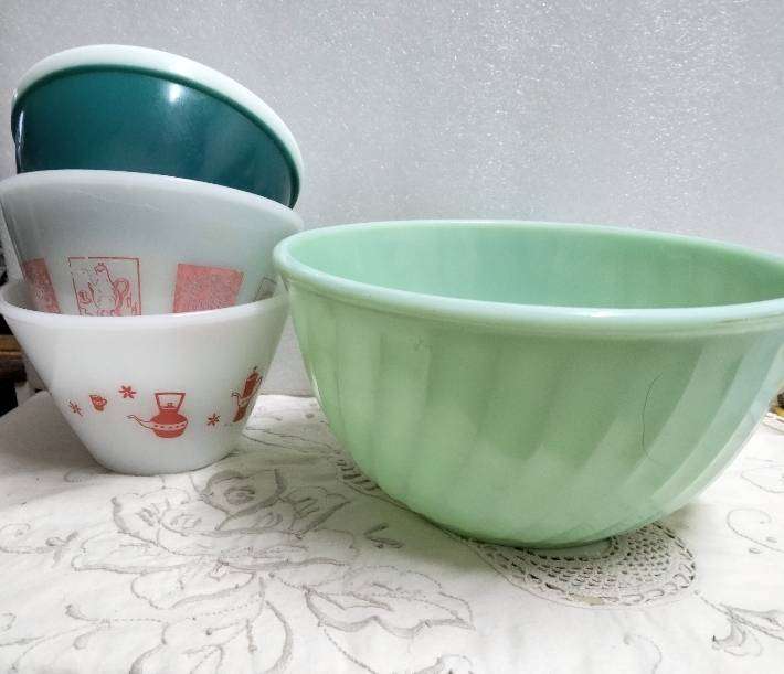 4-1Jadeite Swirl milk Glass Mixing Bowl Oven Ware FIREKING USA+3othersLOOK AT MY BUY NOW-NO WAITING