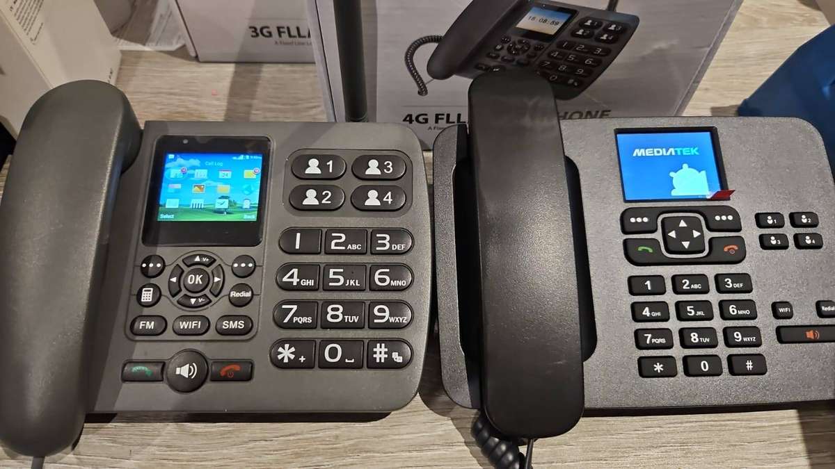 4x D-Link FLLA Desk Cellular Phones | Android / Wi-fi Hotspot Built in / FM Radio | (SOLD-AS-IS)