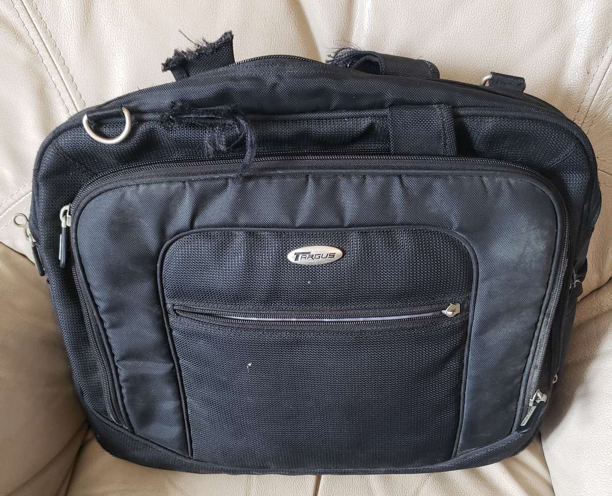 HP 650 Notebook 15.6-inch Laptop - Black-for repair or spares