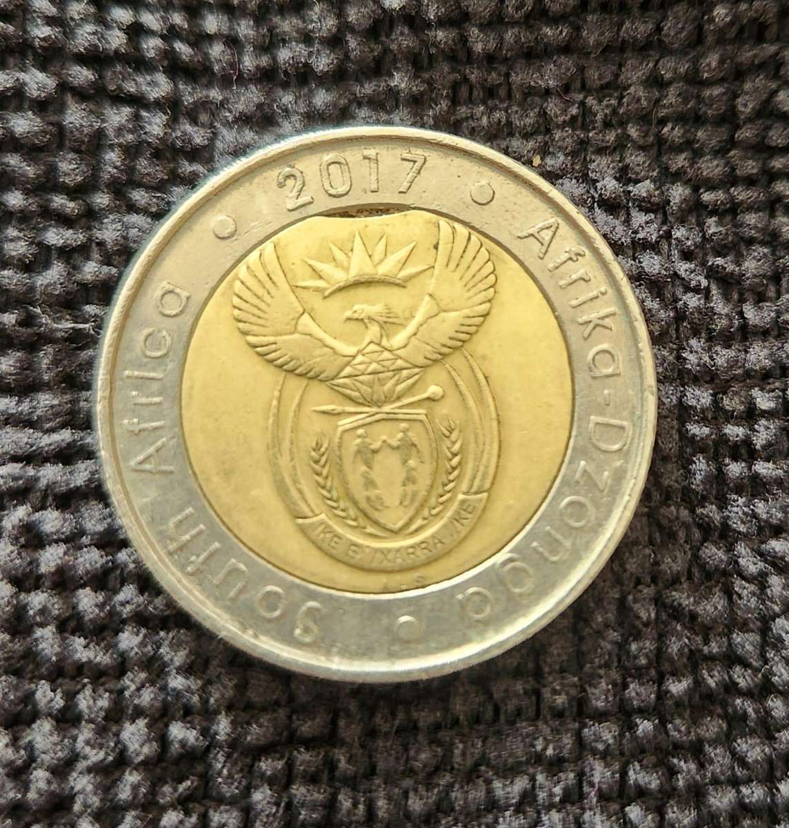 SA commemorative R5 -MINT ERROR