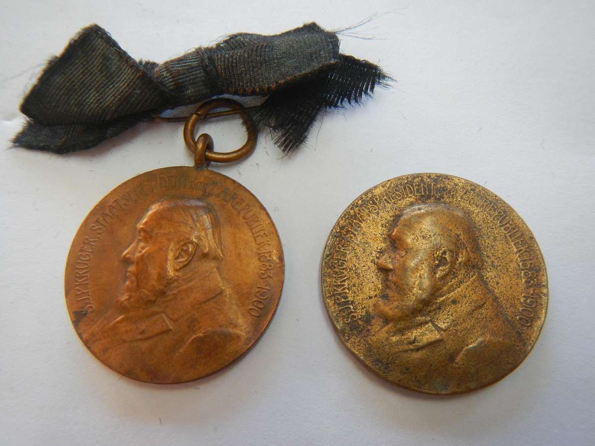 Transvaal medallions/ Paul Kruger funeral in Pretoria