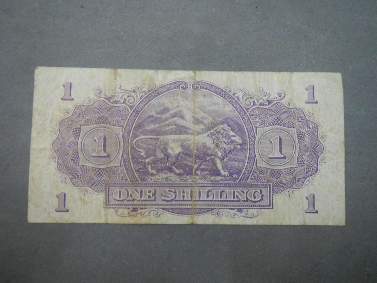 THE EAST AFRICAN CURRENCY BOARD - ONE SHILLING BANKNOTE - 1943 WW11