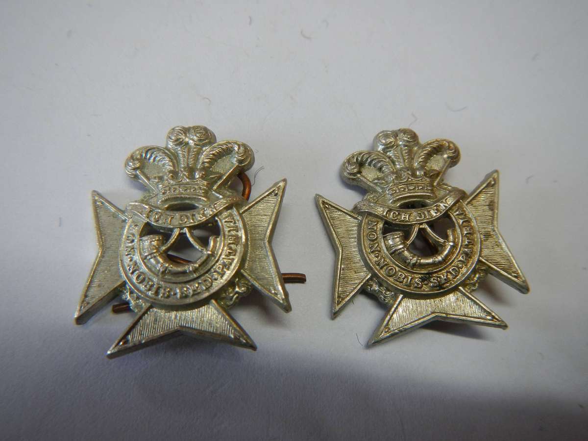 Cape Peninsula Rifles W/M pair collar badges - condition as per photos