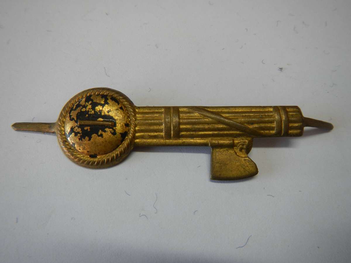 Italian badge lot # 1   - condition as per photo
