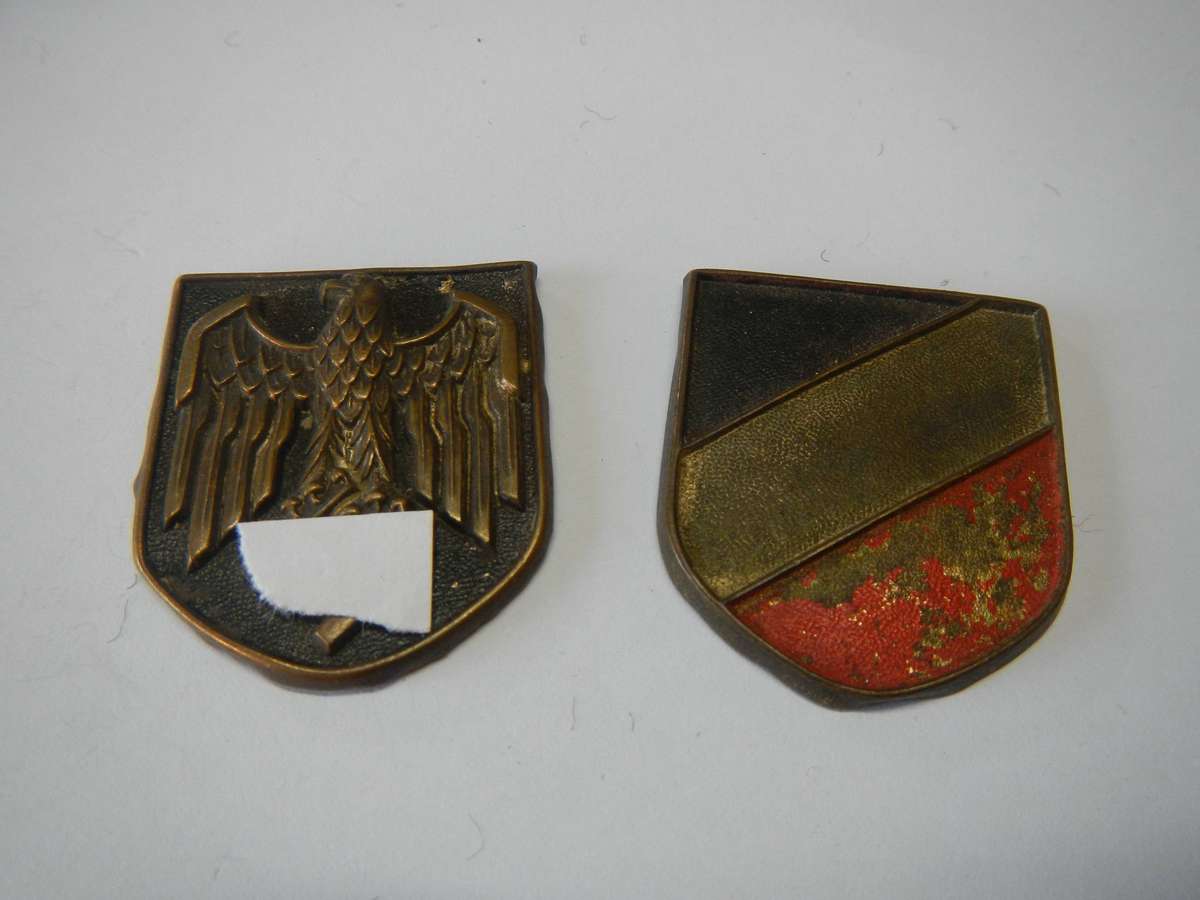 German ww11 helmet decals - condition as photos