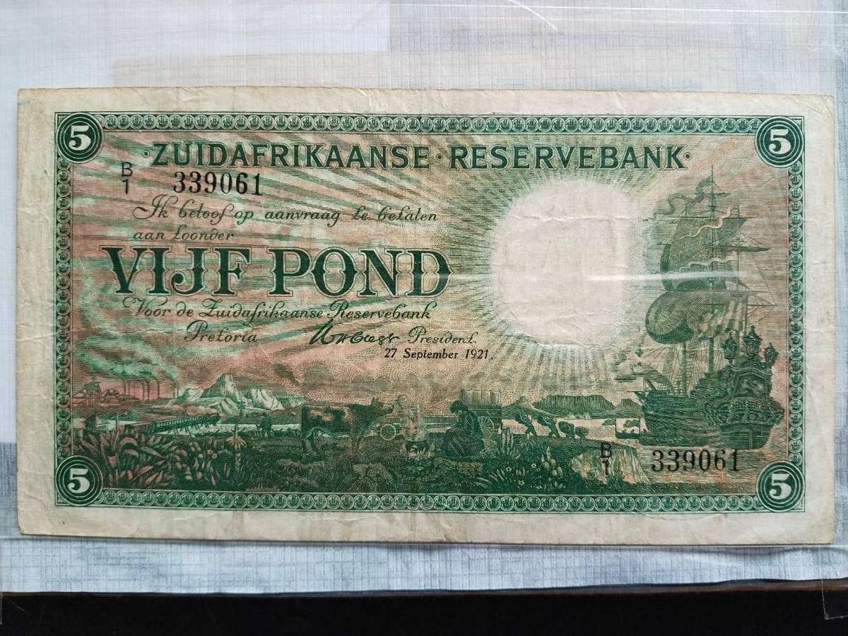 CLEGG - 1ST EDITION - 5 POUNDS ZAR BANK NOTE  VF+