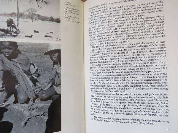 The Bantu-speaking Peoples of Southern Africa - W. D. Hammond-Tooke (editor)