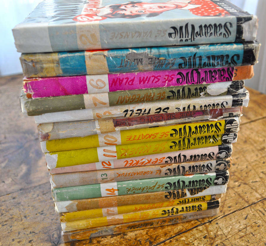 Saartjie - Bettie Naude: "Vintage" 1950's versameling van 15 Boeke