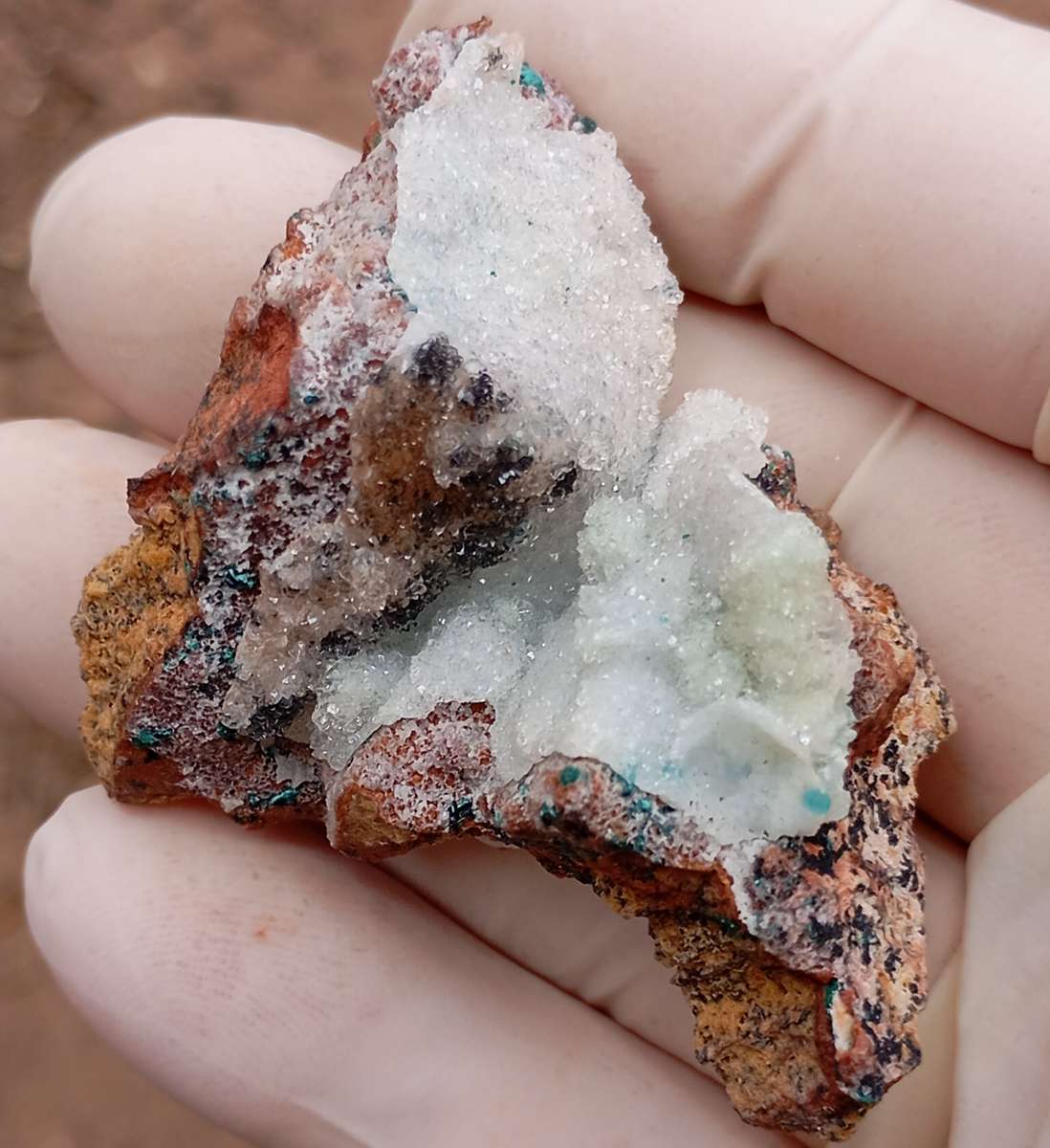 Pseudomalachite heterogenite quartz - Tenke Fungume mine DRC Congo