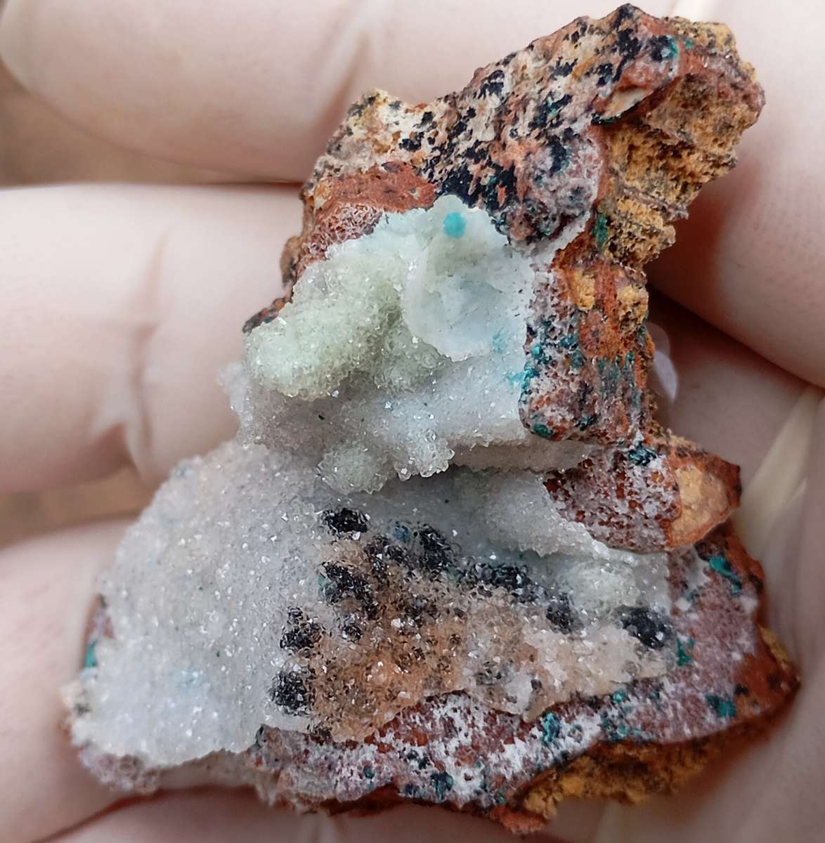 Pseudomalachite heterogenite quartz - Tenke Fungume mine DRC Congo