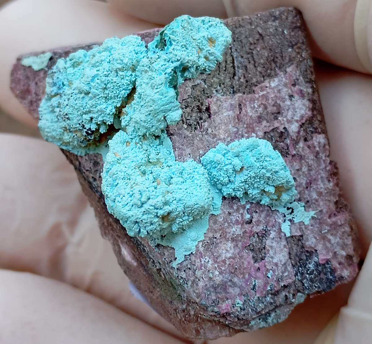 Cobaltoan calcite chrysocolla malachite heterogenite- Kakanda deposit DRC Congo