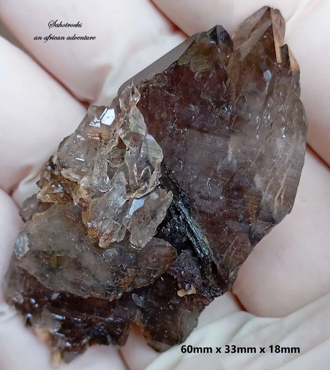 Floater aegirine illmenite feldspar quartz - Zomba Plateau Mount Malosa Malawi