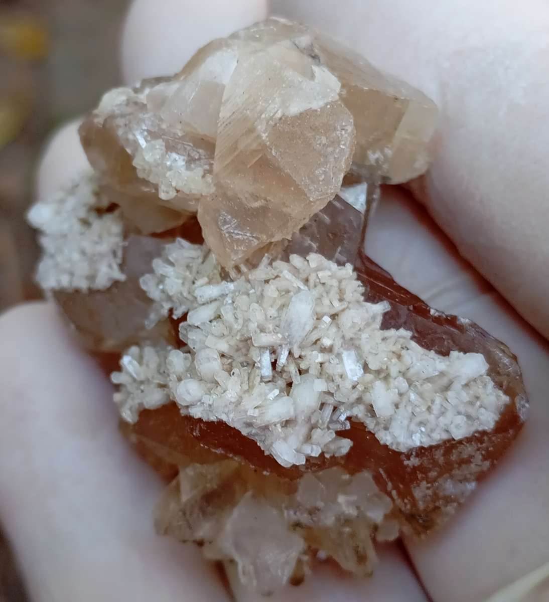 Apophyllite calcite - Poonah mining district India