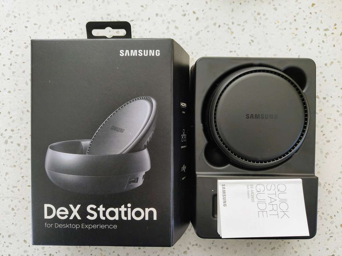 SAMSUNG DEX STATION