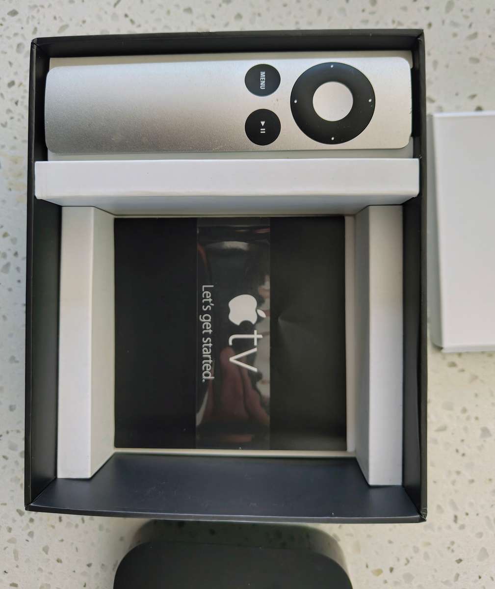 APPLE TV 3RD GEN BOXED