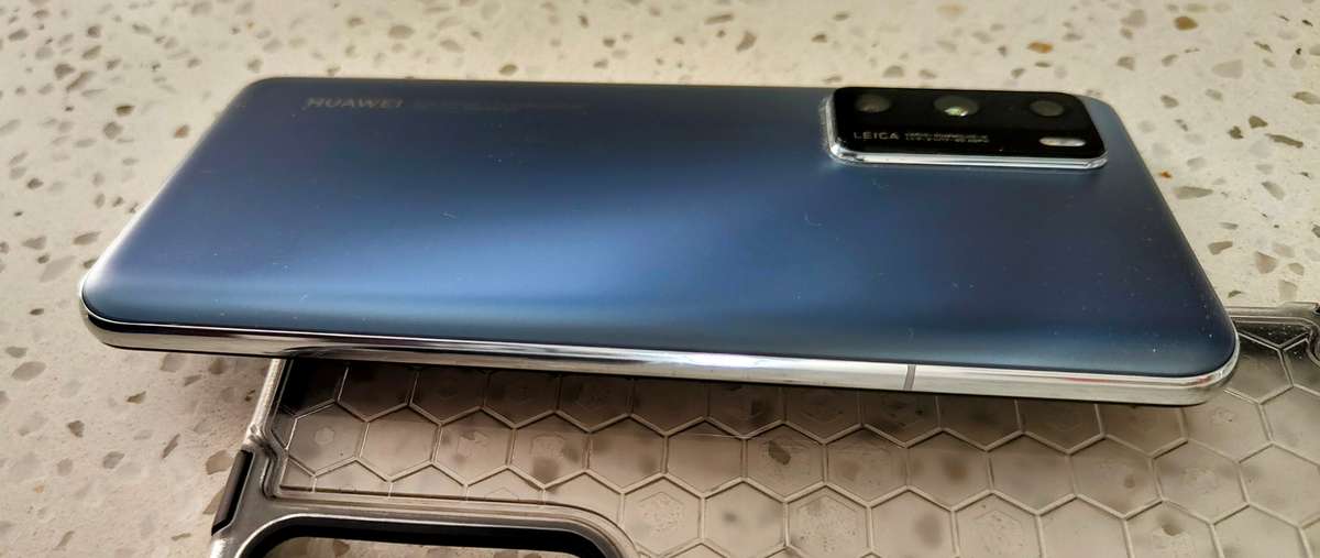 HUAWEI P40 5G - NEW CONDITION