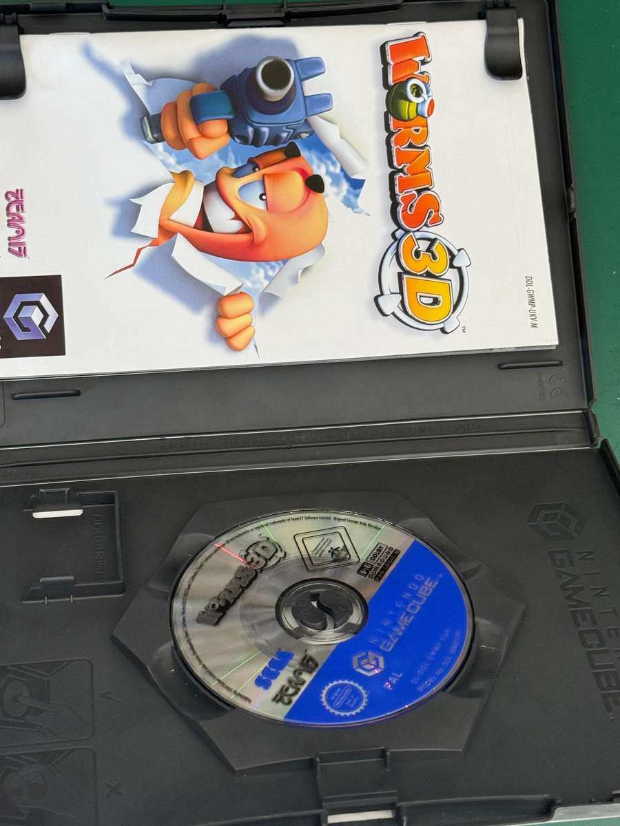 Retro Game - Nintendo Gamecube:  Worms 3D