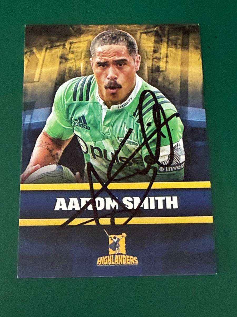 Rugby Card - *SIGNED* Aaron Smith 2017 NZ Tap and Play Rugby Card