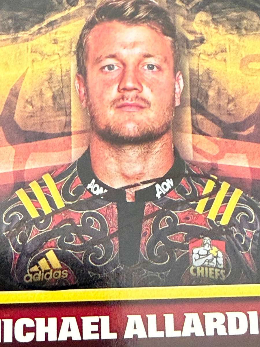 Rugby Card - *SIGNED* Michael Allardice 2017 NZ Tap and Play Rugby Card