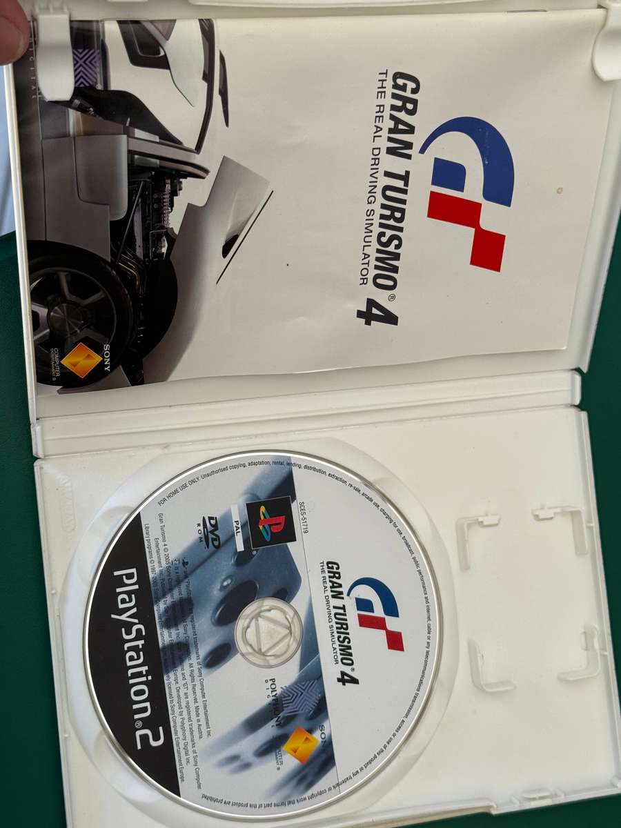 Retro Game - Playstation 2: Gran Turismo 4