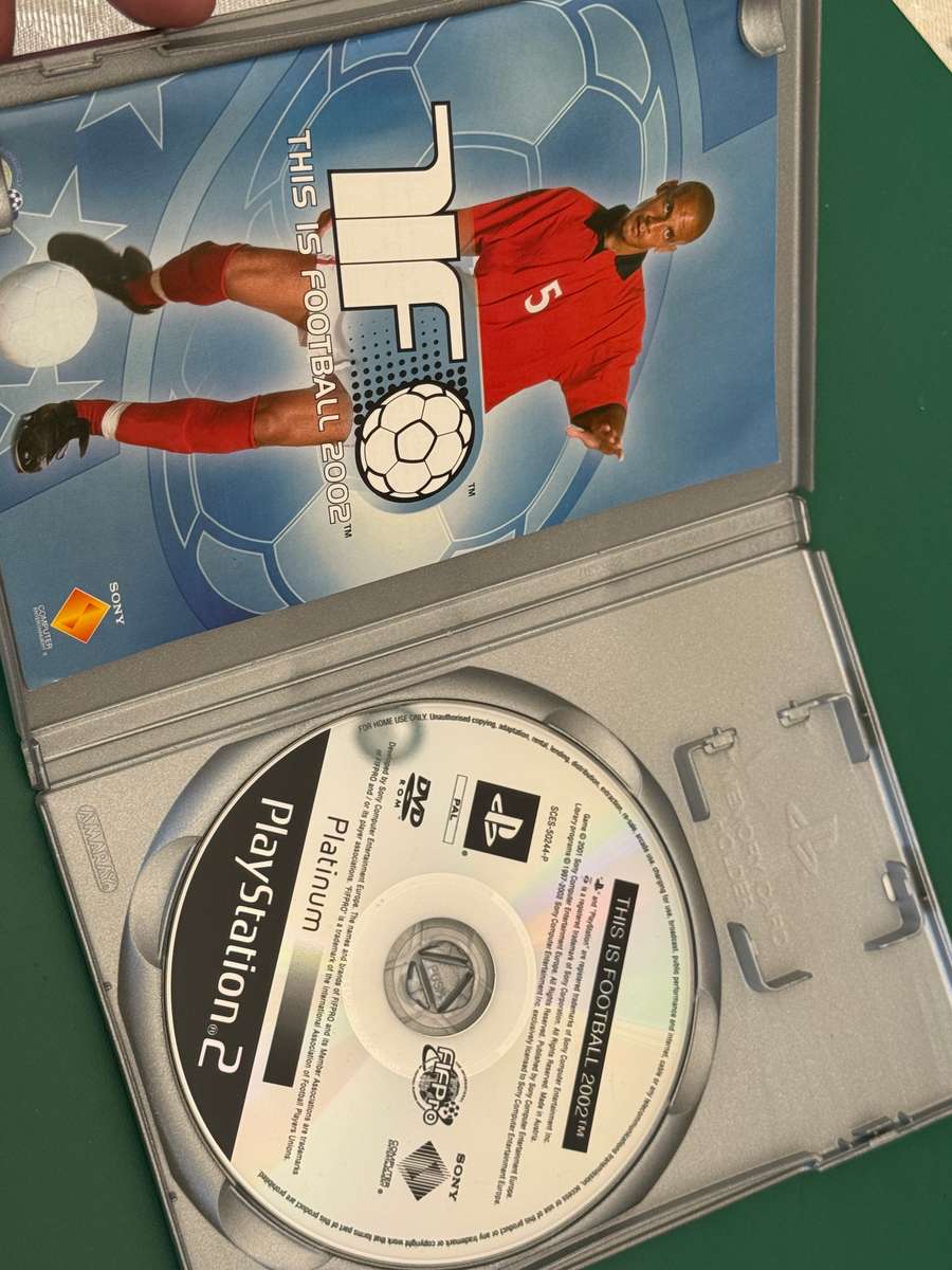 Retro Game - Playstation 2: This is football 2002