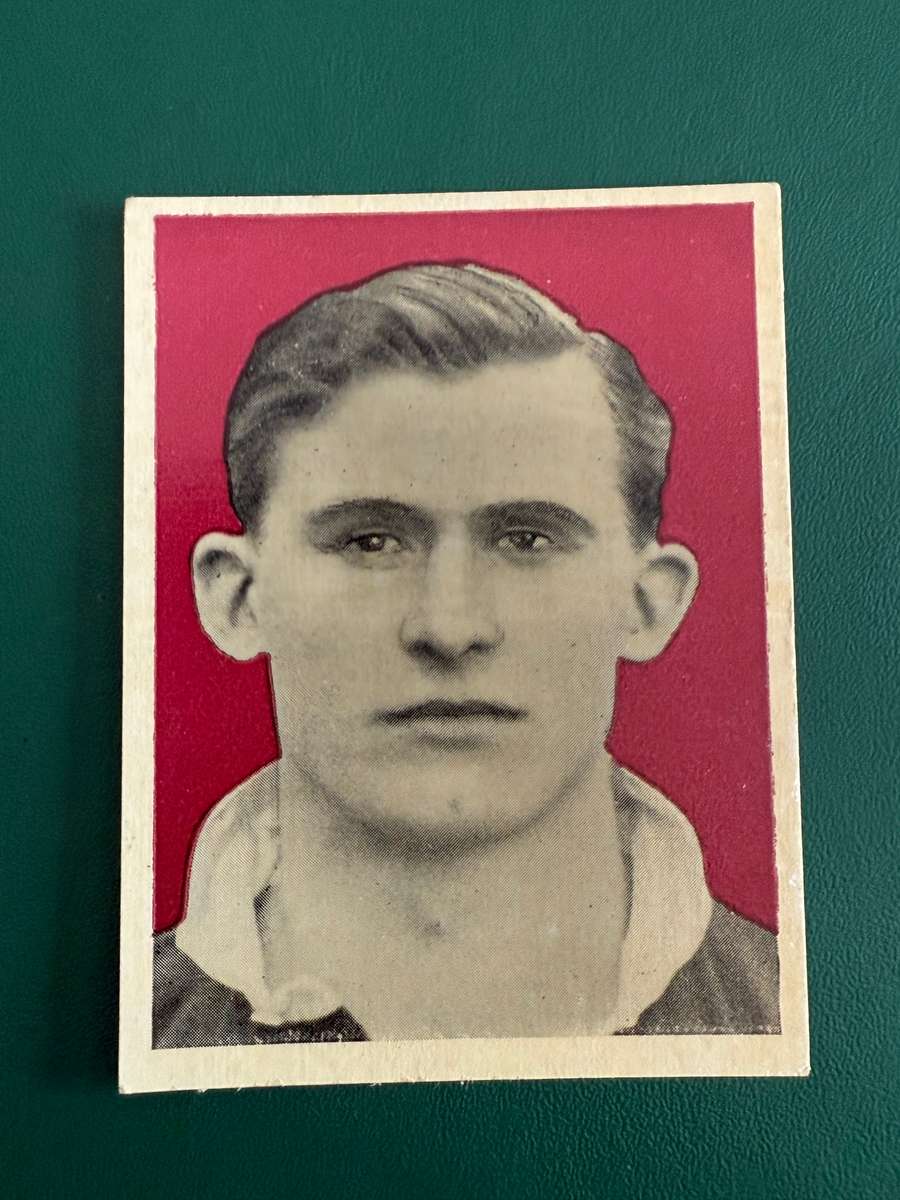 Rugby Card - DJ Macrae United Tobacco 1938 Rugby Card