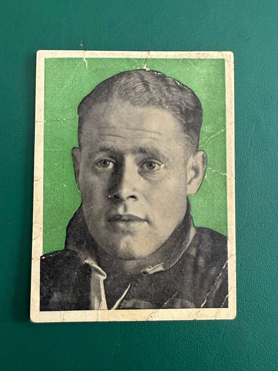 Rugby Card - DF Barnard United Tobacco 1938 Rugby Card