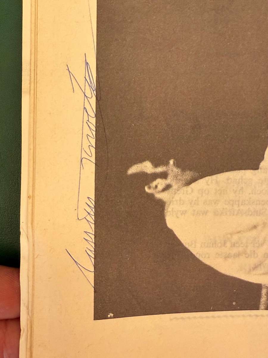 Boxing Programme - *SIGNED* Kallie Knoetze vs Amedo Lauretti (Italy) 21/05/1976