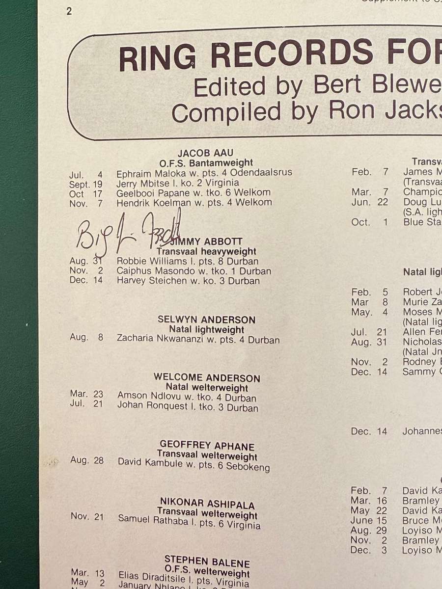 Boxing Booklet/Brochure - *SIGNED* King Korn Record Book 1982