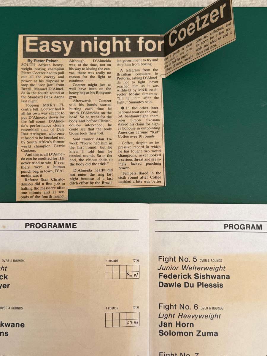 Boxing Programme - *SIGNED* Pierre Coetzer vs Manual de Almeida (Brazil) 28/09/1988