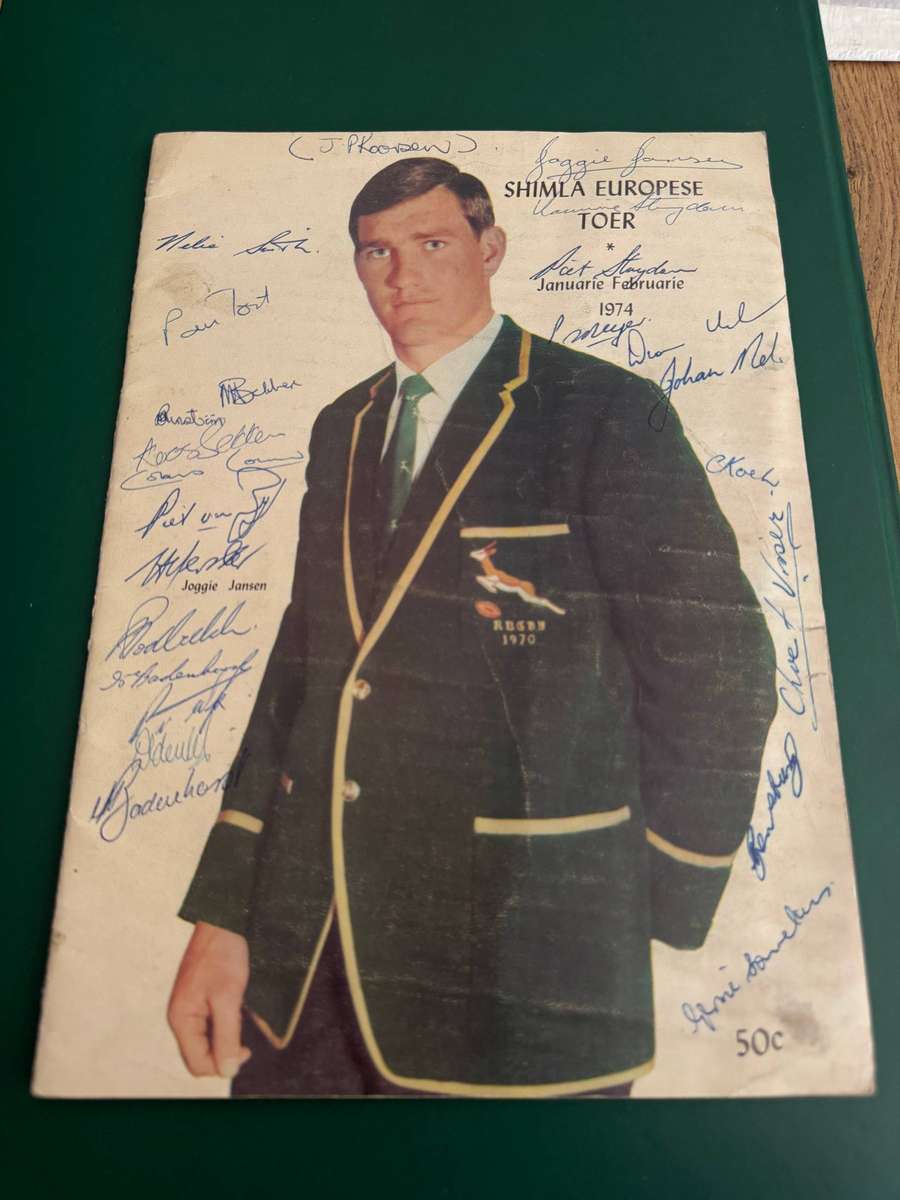 Rugby Guide - *SIGNED by 24/some Springboks* Shimlas European Tour 1974