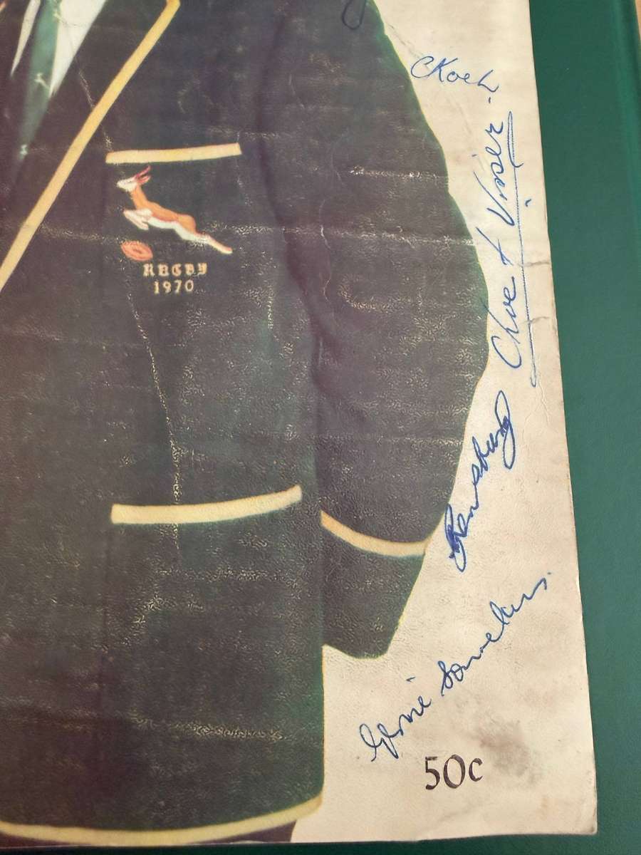 Rugby Guide - *SIGNED by 24/some Springboks* Shimlas European Tour 1974
