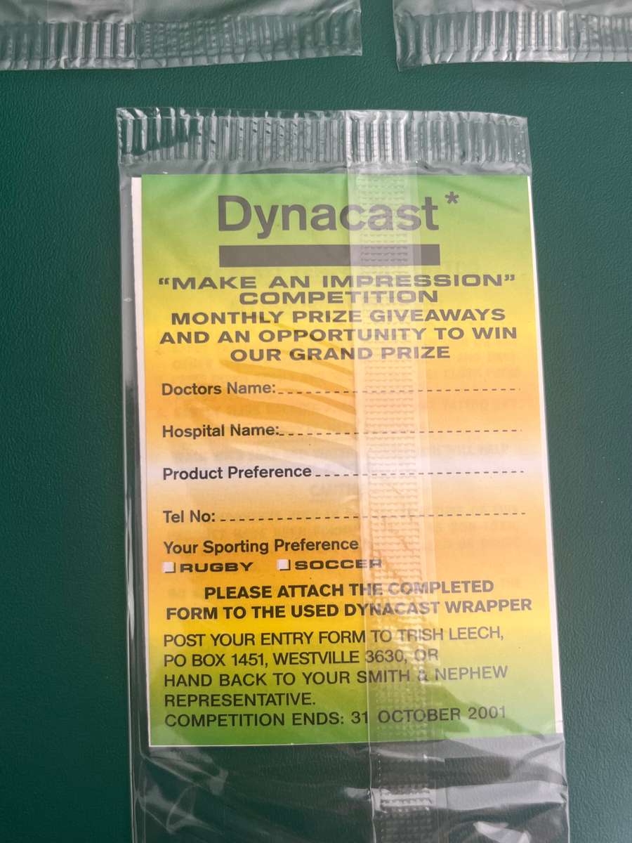 Rugby Cards - 5 * 2001 Dynacast Rugby Tatoo Cards