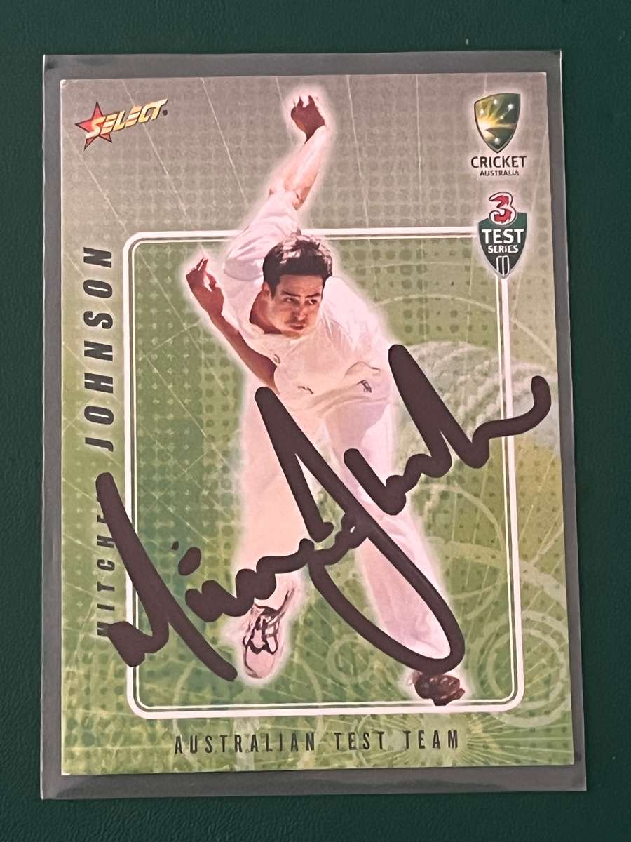 Cricket Card - *SIGNED* Mitcell Johnson 2008 Select Cricket Card