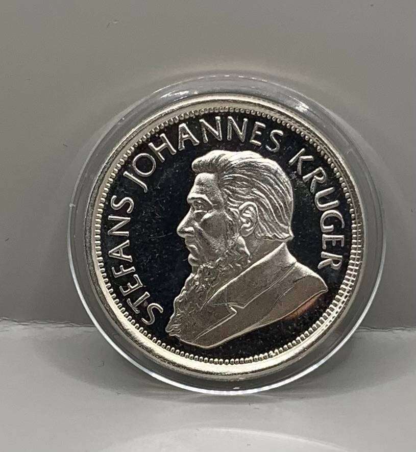 (  1967-1986  )  STEFANS JOHANNES KRUGER    1oz PURE SOLID SILVER  ROUND   I