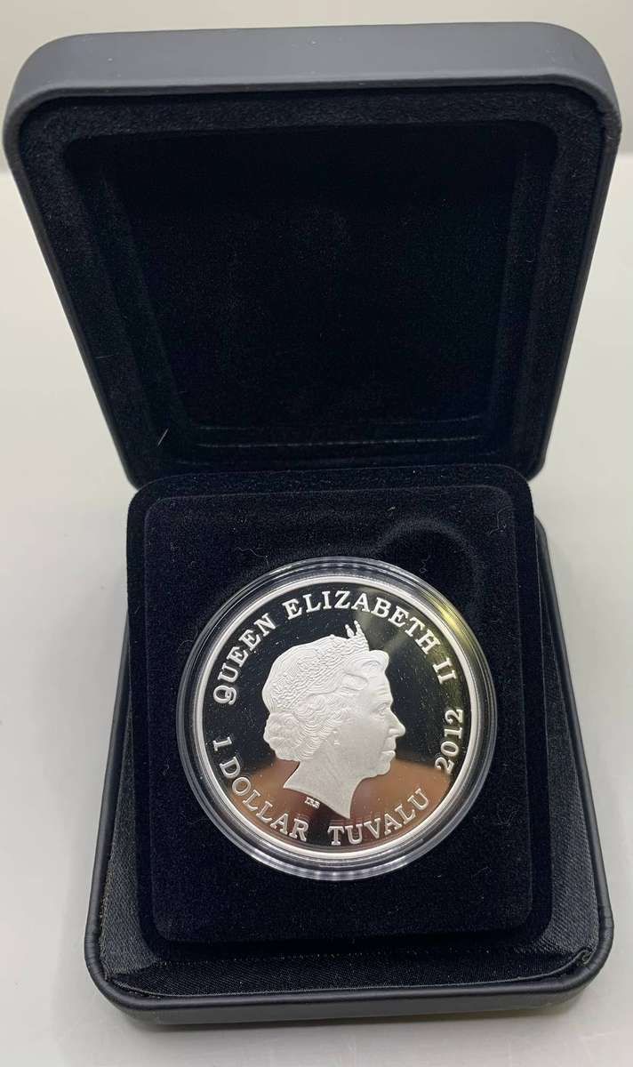 ( SPECIAL  WILDLIFE SERIES )  2012  POLAR BEARS      1oz  PROOF SILVER COLORIZED COIN