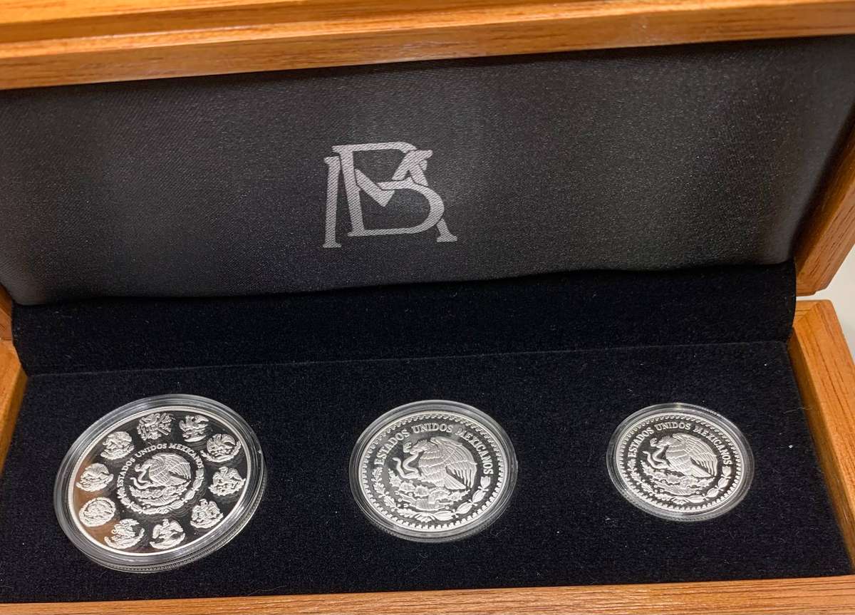 (  BANCO de MEXICO )  2013  LIBERTAD THREE COIN PROOF SILVER SET , RARE LOW MINTAGE YEAR