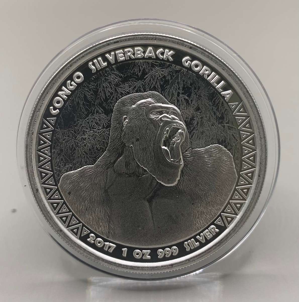 2017  DESIGN        CONGO  GORILLA      SILVER BACK   1oz PURE SOLID SILVER COIN