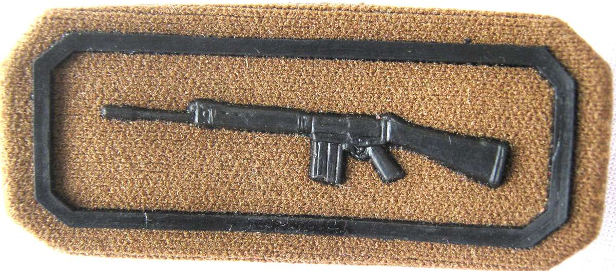 5 OLD ARMY SMALL ARMS COMPETITION (MARKSMAN) TUPPERWARE SKIET BALKIES BREAST BADGES SOLD TOGETHER