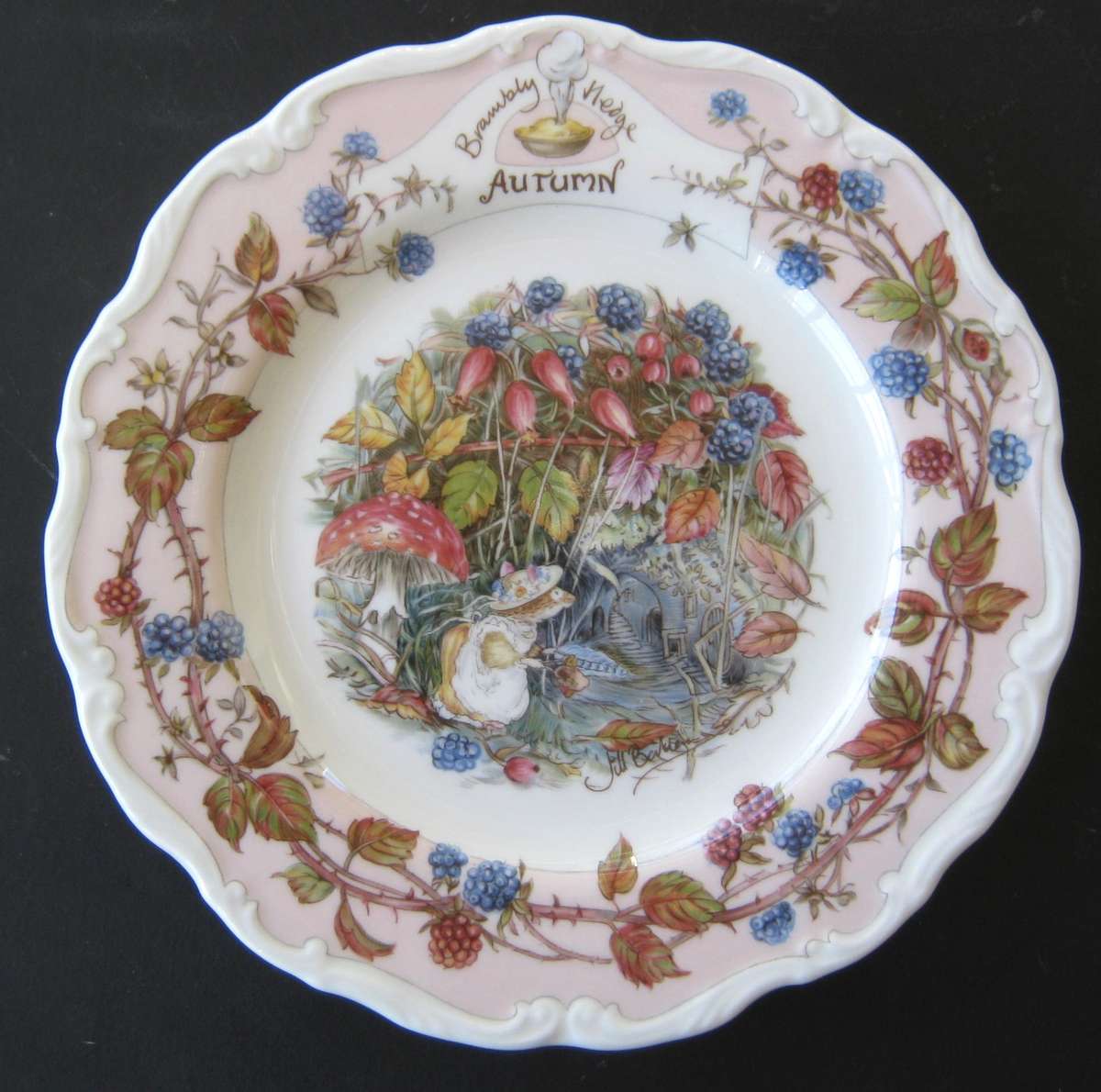 ROYAL DOULTON "AUTUMN" FROM FOUR SEASONS SERIES IN SPOTLESS CONDITION