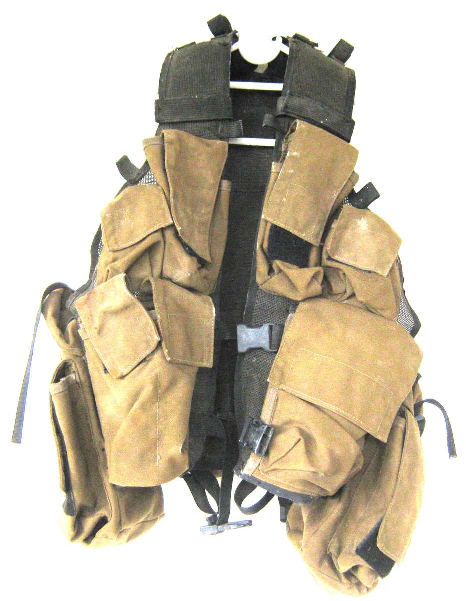 SADF 83 PATTERN BATTLE JACKET WITH ALL CLIPS AND BELTS IN GOOD USED CONDITION