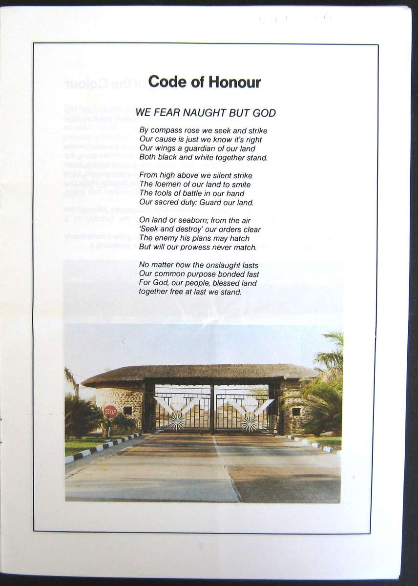 5 RECCE TROOPING OF THE COLOUR PROGRAM DATED 4 DECEMBER 1992 IN GOOD CONDITION