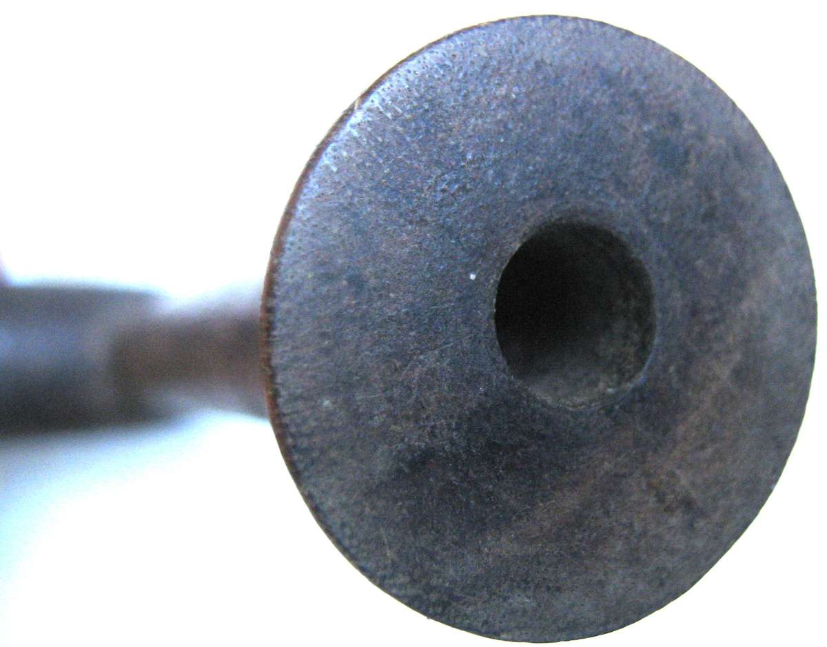 OLD XHOSA HAND CARVED SMOKING PIPE "INQAWE" HAS TIN INSERT IN THE BOWL 14.5 CM GOOD USED CONDITION