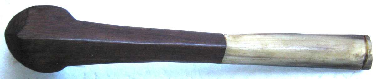 Hand Carved Smoking Pipe "Inqawe" with Bone Mouthpiece 18 cm