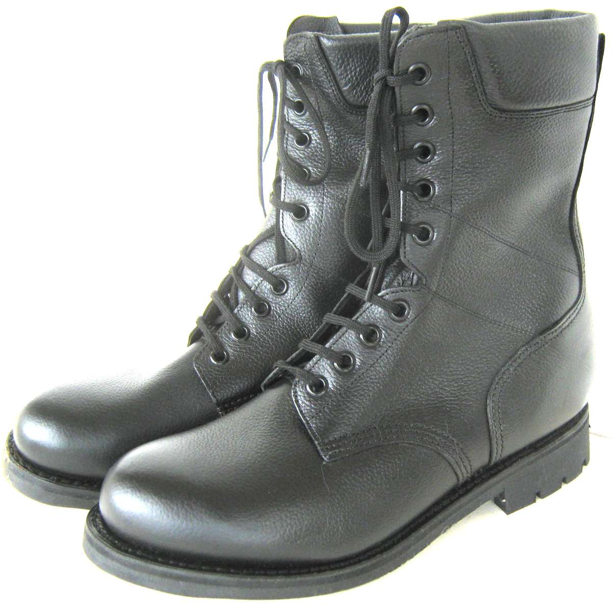 S.A. NAVY BLACK COMBAT BOOTS SIZE 10 IN UNUSED CONDITION