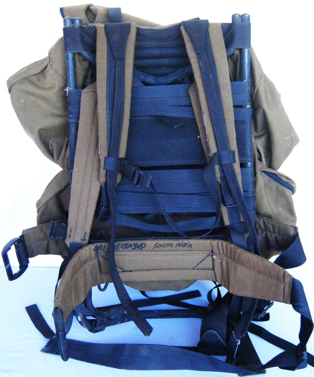 SADF 83 PATTERN RUCKSACK WITH H FRAME, ALL ZIPS AND STRAPS IN TACT  IN VERY GOOD CONDITION