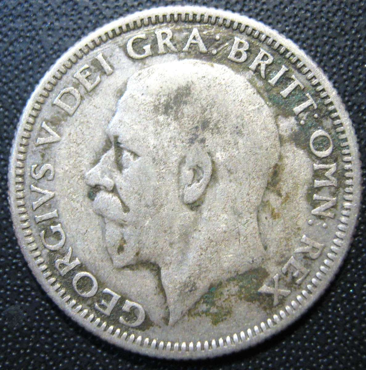1931 BRITISH SILVER ONE SHILLING IN GOOD CIRCULATED CONDITION
