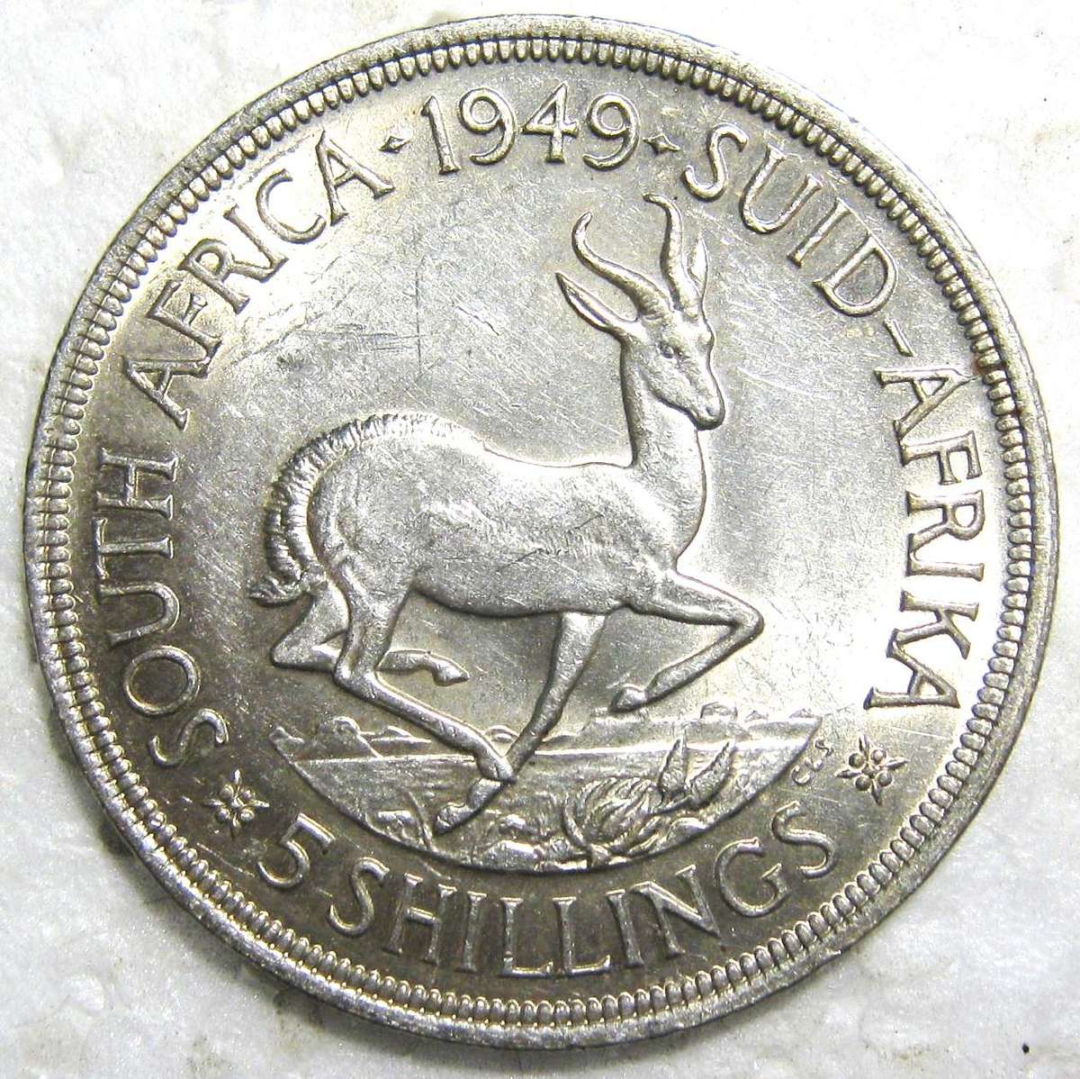 1949 FIVE SHILLINGS (CROWN) 80% SILVER 28.28 GRAMS IN GOOD CIRCULATED CONDITION