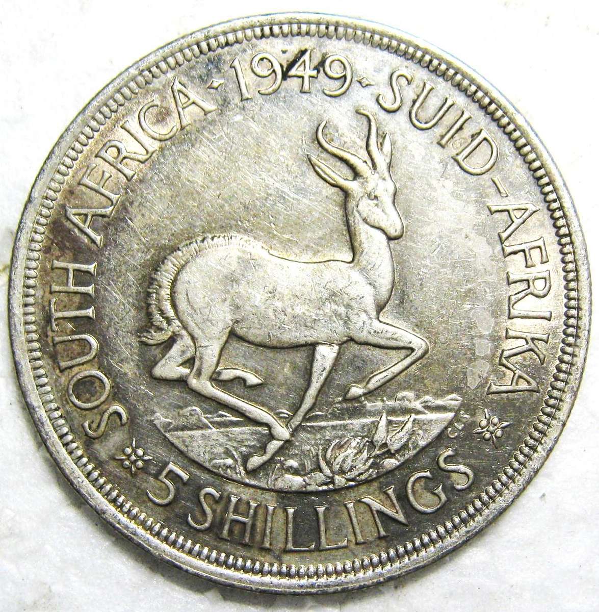 1949 FIVE SHILLINGS (CROWN) 80% SILVER 28.28 GRAMS IN GOOD CIRCULATED CONDITION