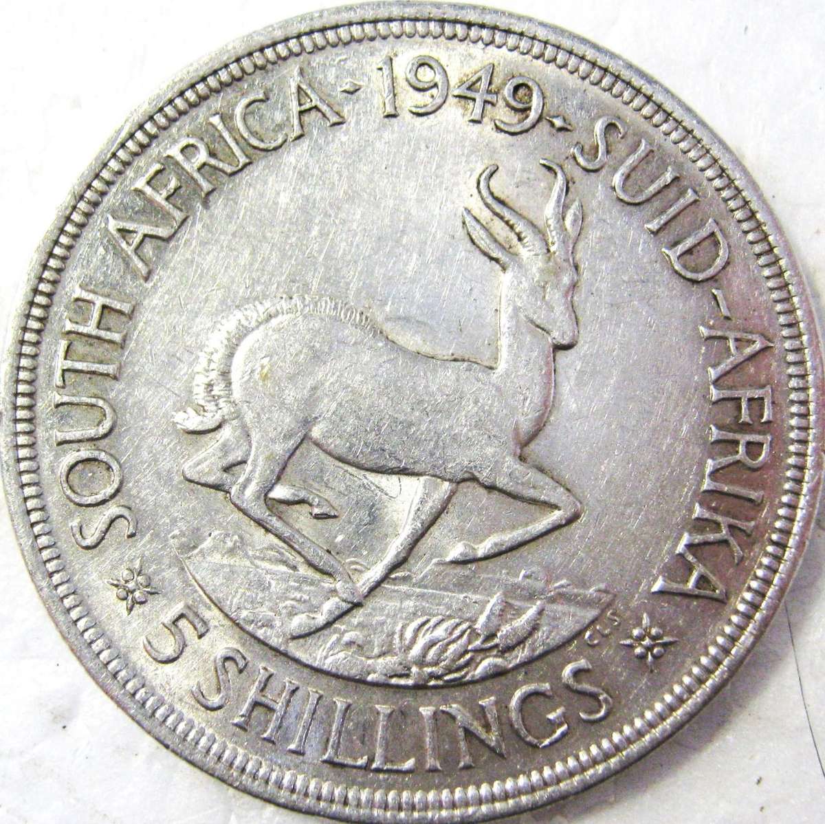 1949 FIVE SHILLINGS (CROWN) 80% SILVER 28.28 GRAMS IN GOOD CIRCULATED CONDITION